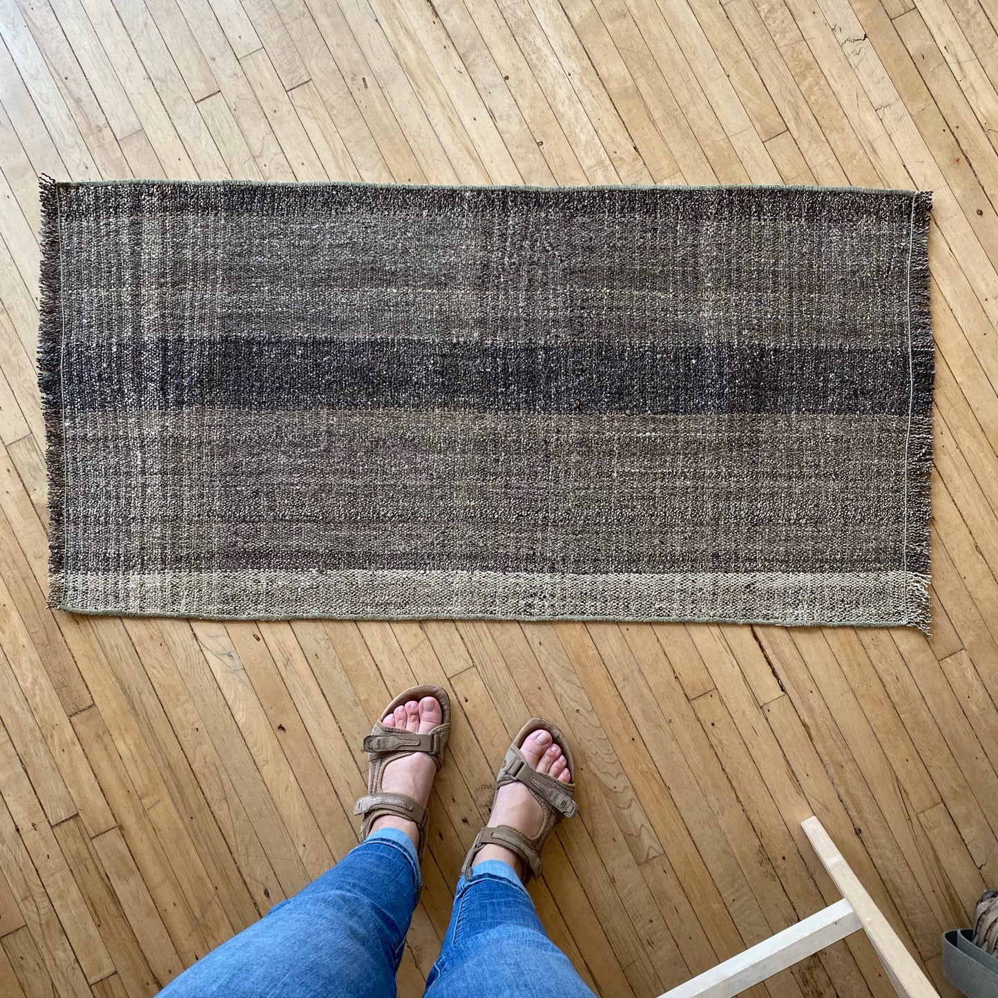 Neutral Hand-knotted Turkish Runner / Rug (1' 11" x 3' 10.5")
