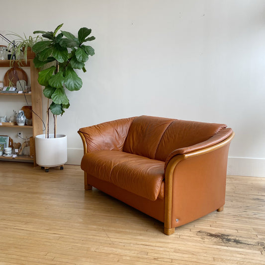 Ekornes Stressless "Manhattan" Loveseat