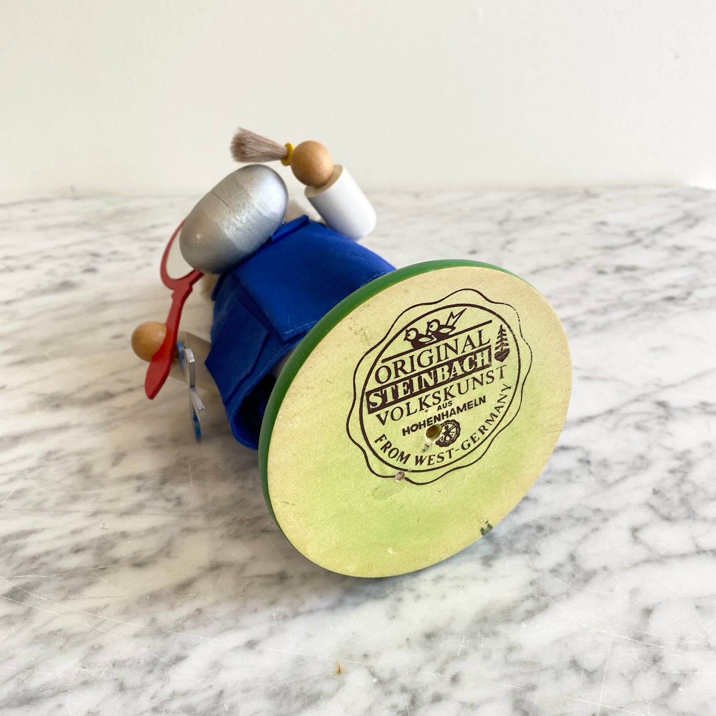 20% OFF: Vintage German Smoker : BARBER