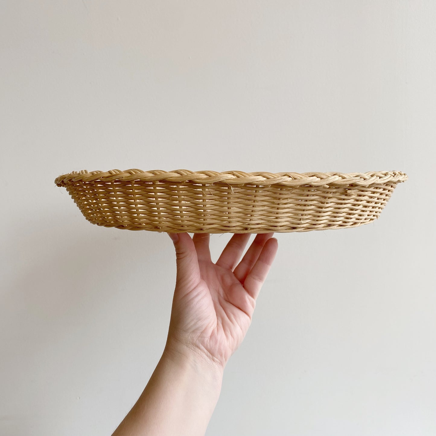Vintage Light Wicker Tray, 14"