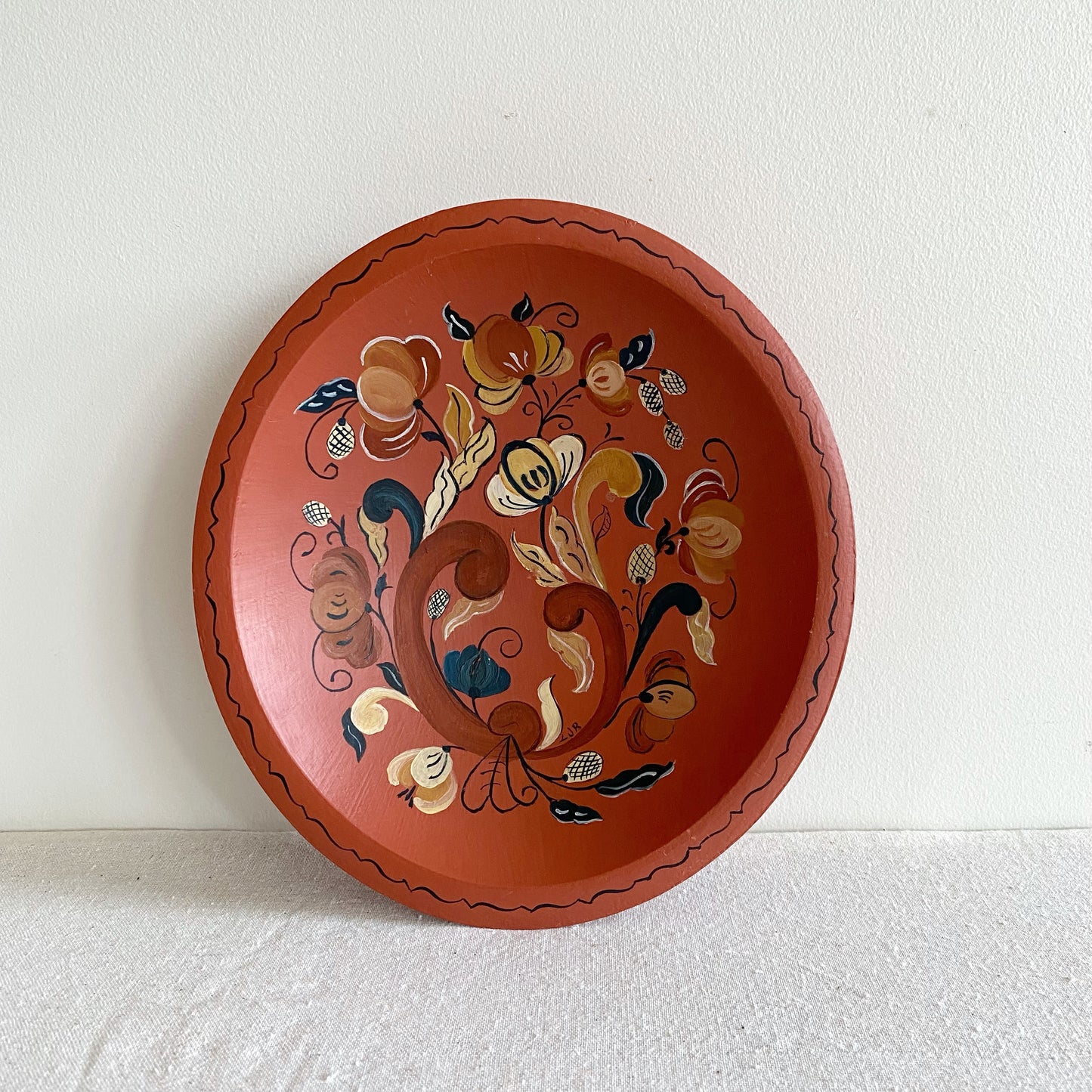 Vintage Scandinavian Rosemaling Bowl