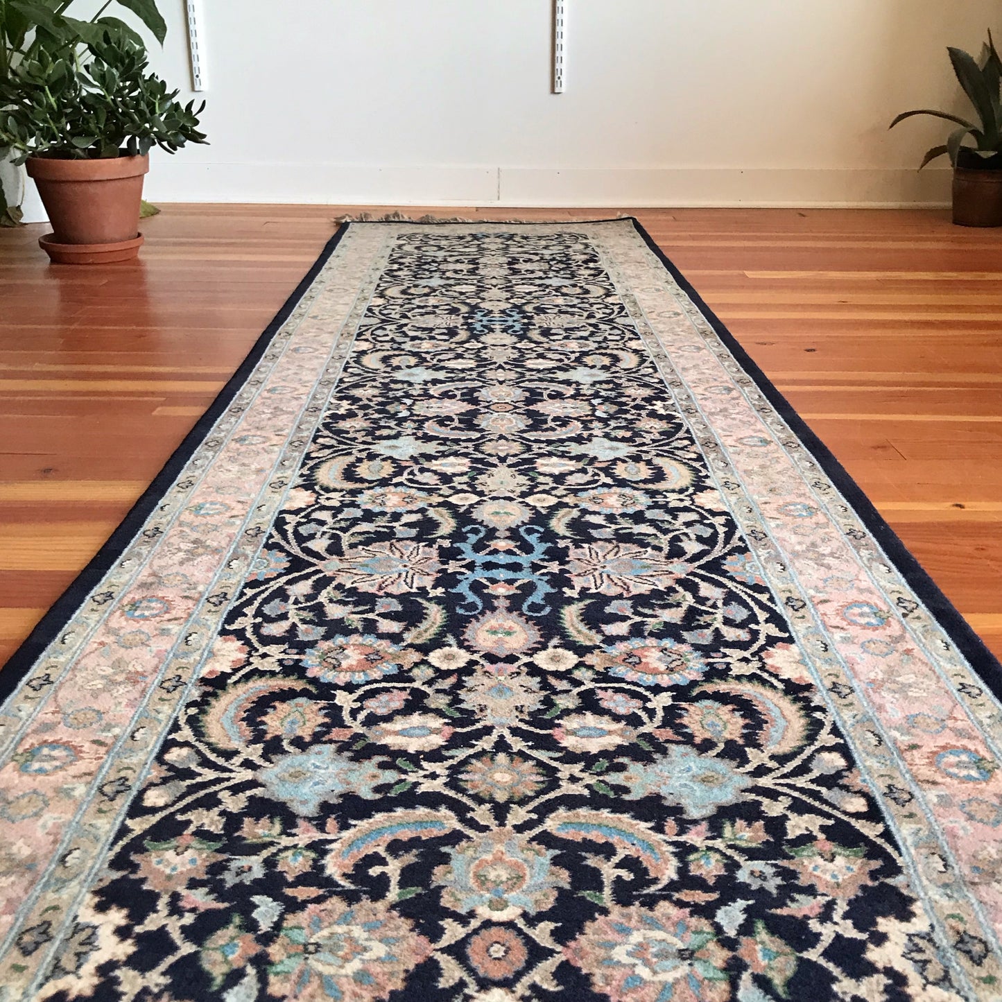 "LAURA" Handwoven Wool Runner Rug (2.6 x 10.8)