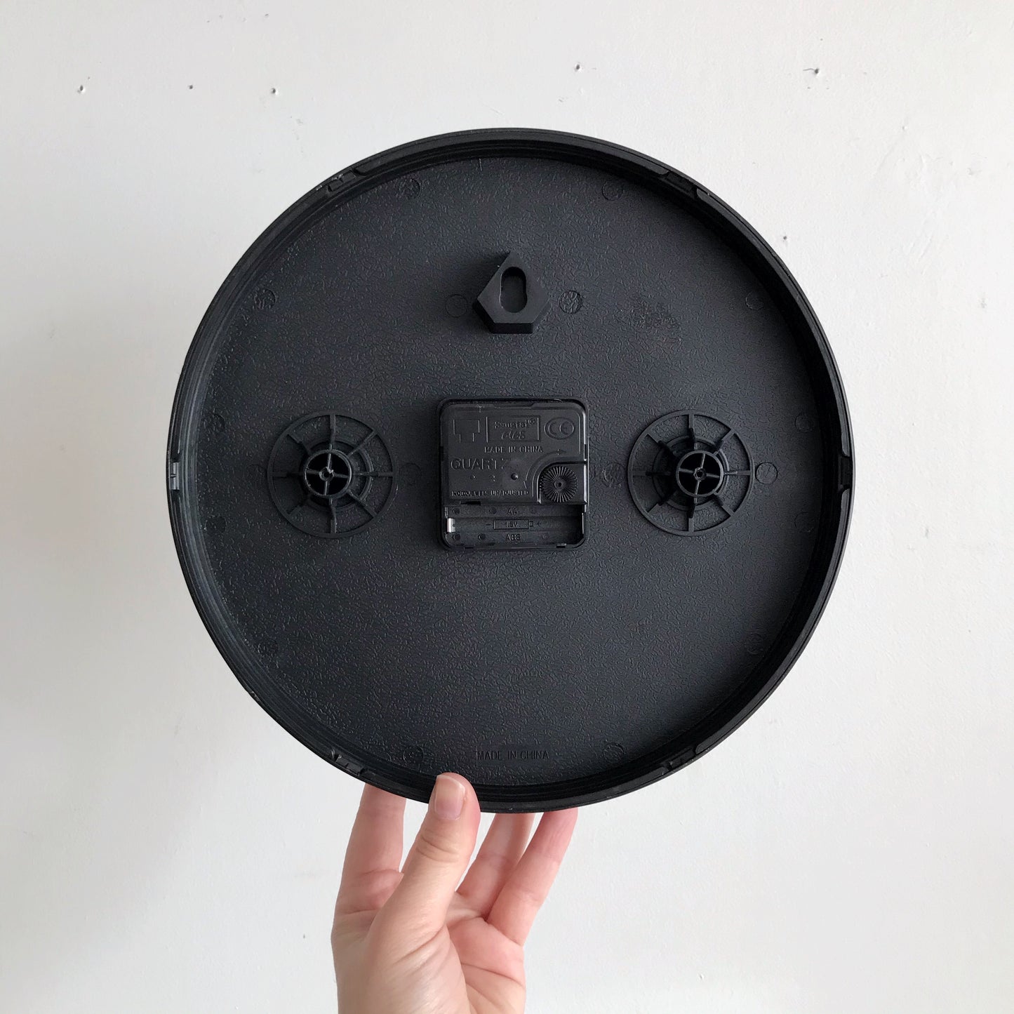 Modern Black Analog Wall Clock