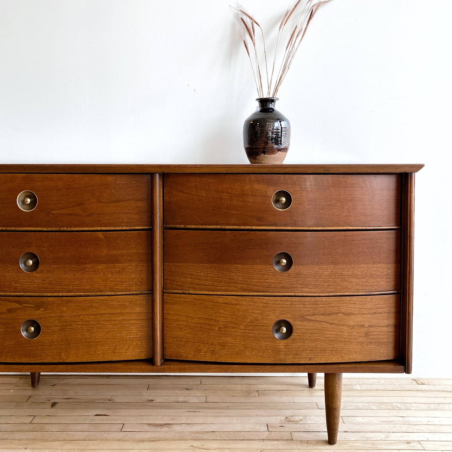 Vintage MCM Dresser, 6-Drawer