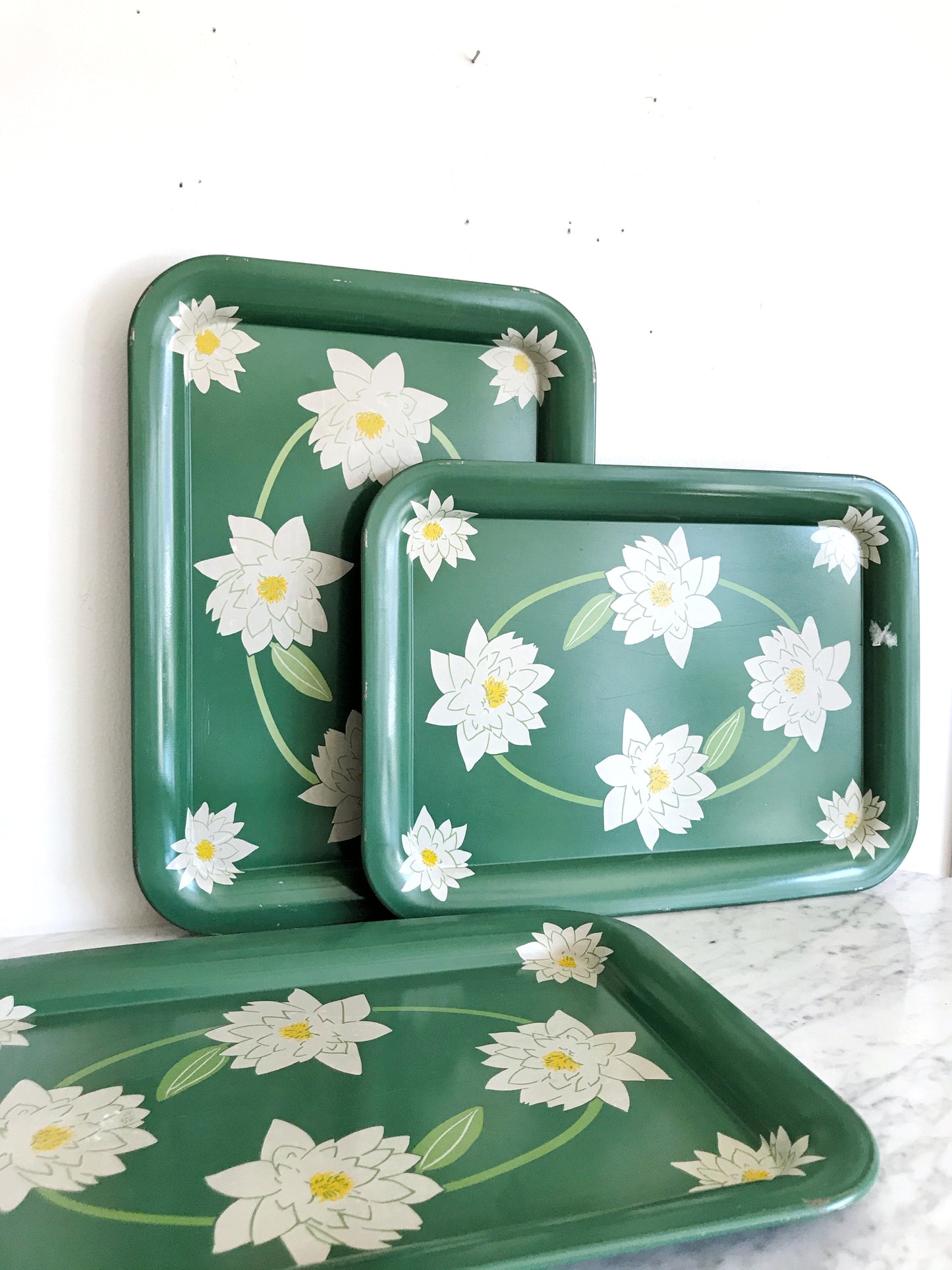 Vintage Tin Water Lily Tray (Single)