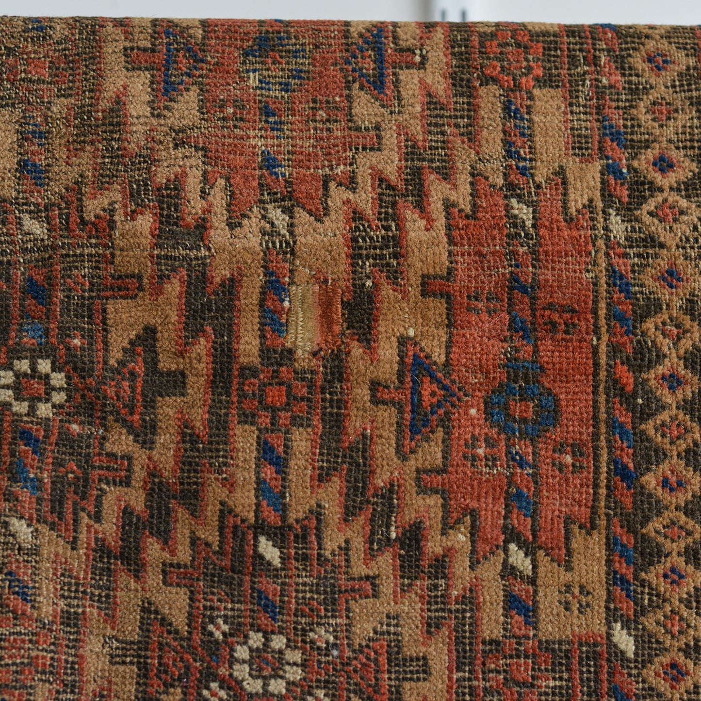 Linwood | Antique Persian Rug | 2.8 x 4.8