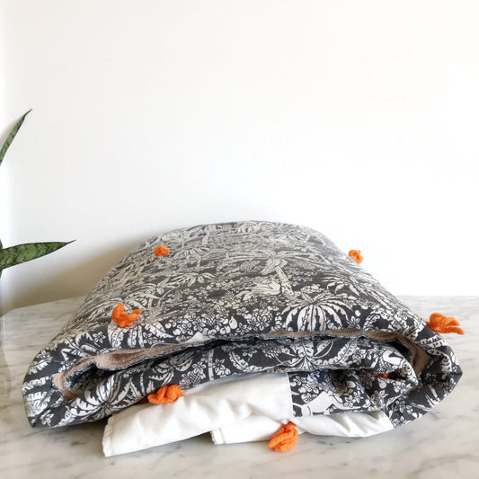 Vintage Jungle Quilt (56” x 41”)