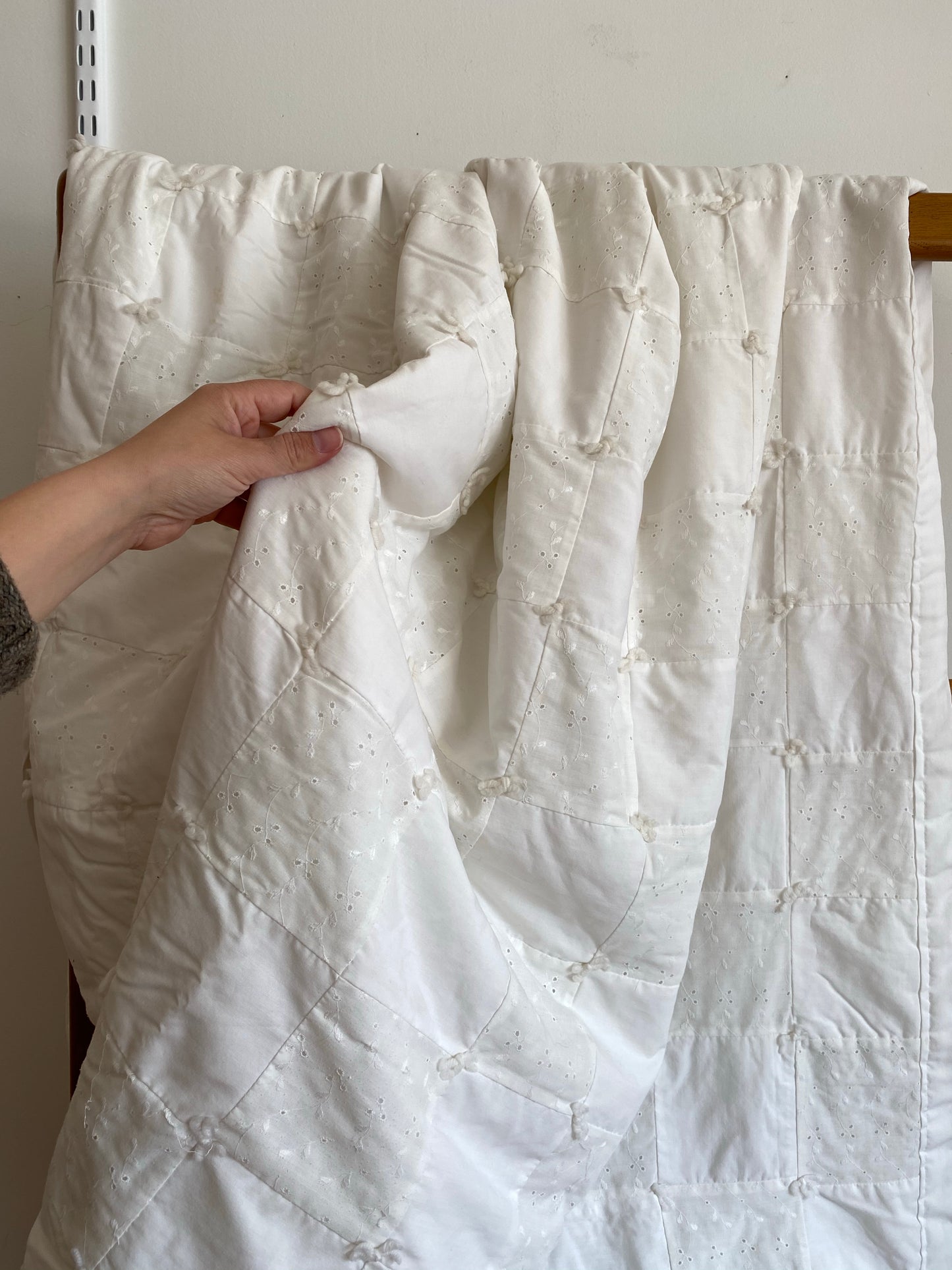 White Cotton Quilt (84 x 66)