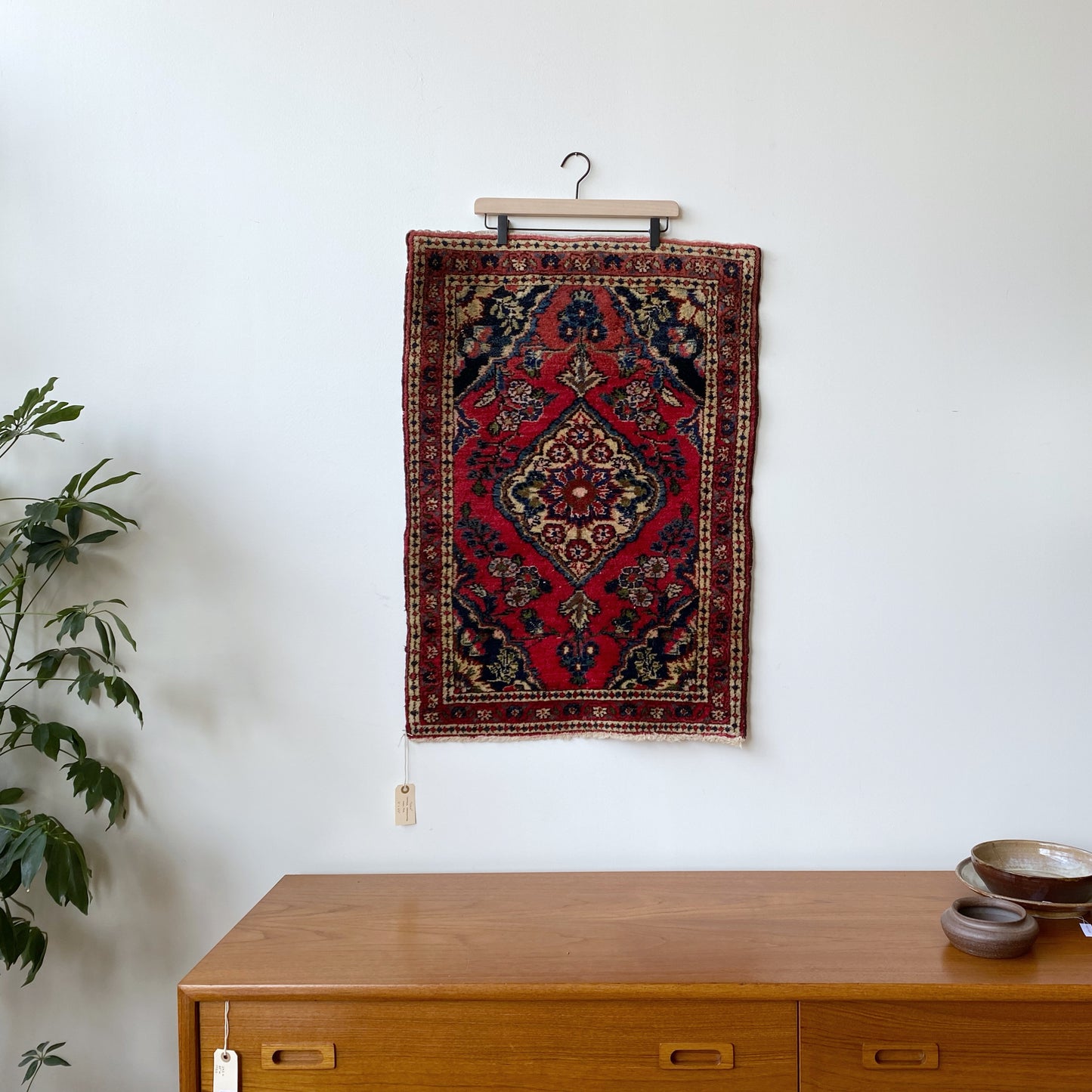 "LULA" Vintage Hand-knotted Persian Rug (2' x 2'11")