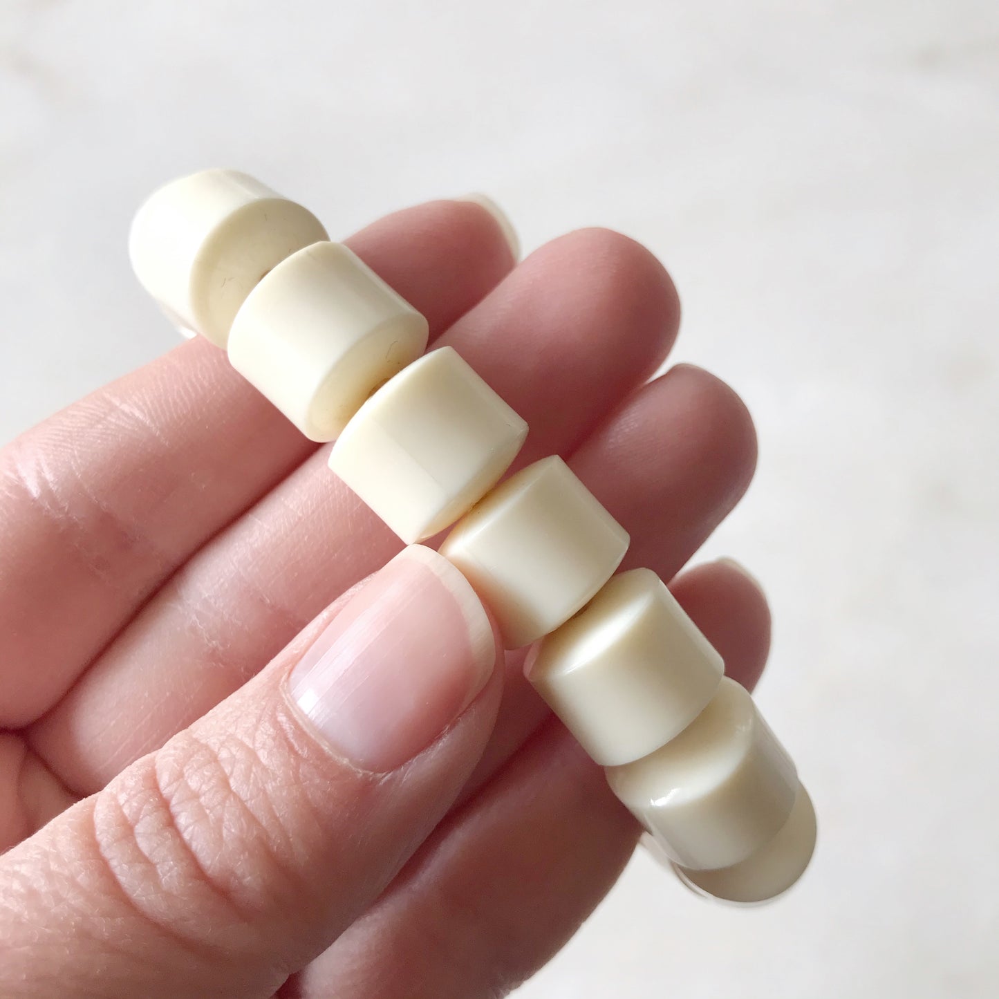 Vintage 70’s Mod Plastic Bead Bracelet