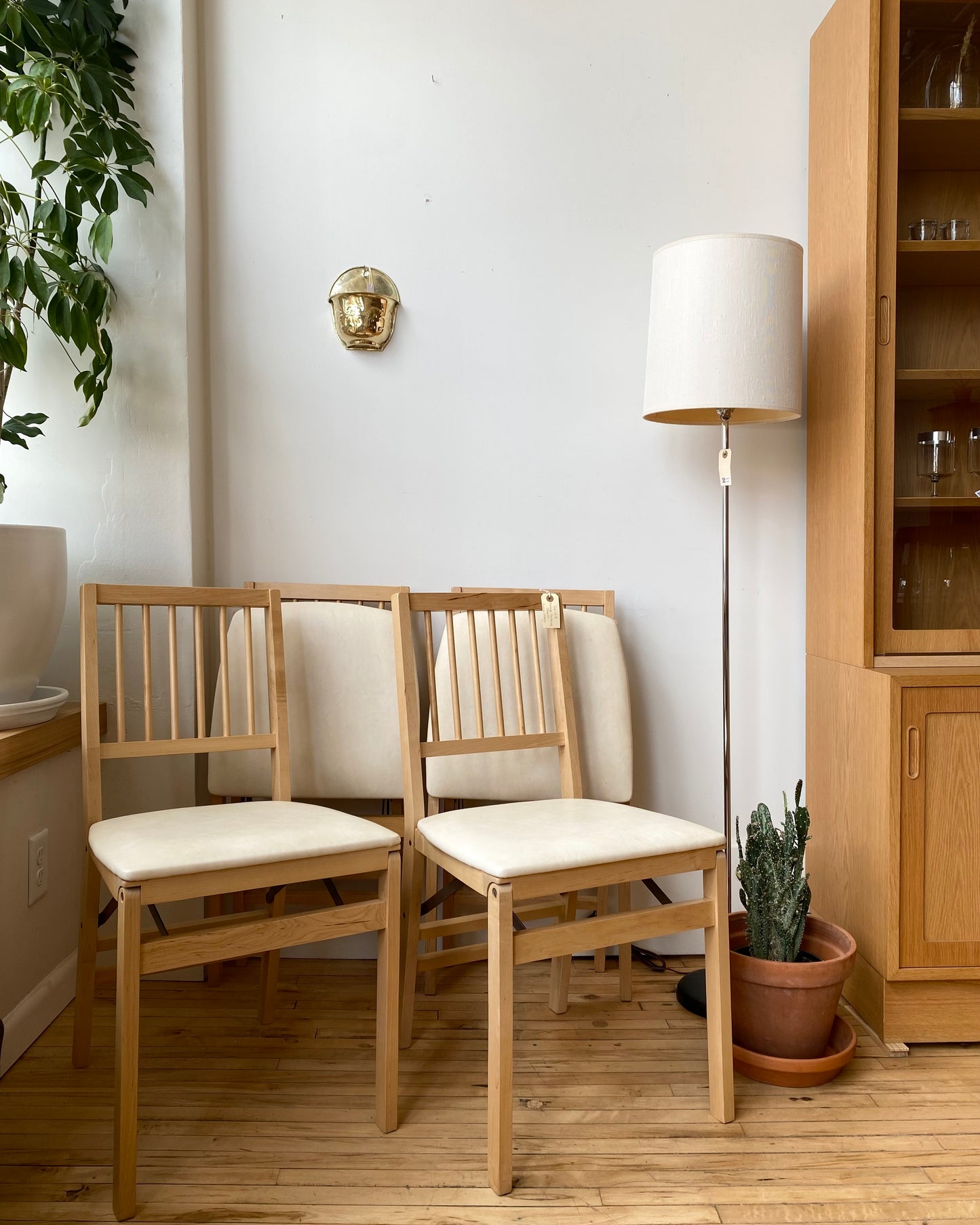 S/4 Vintage Folding Chairs by Stakmore, Circa 1980's