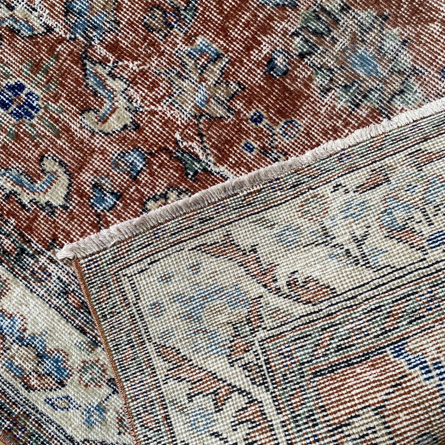 "JULES" Vintage Hand-knotted Rug (4’8” x 6’9”)