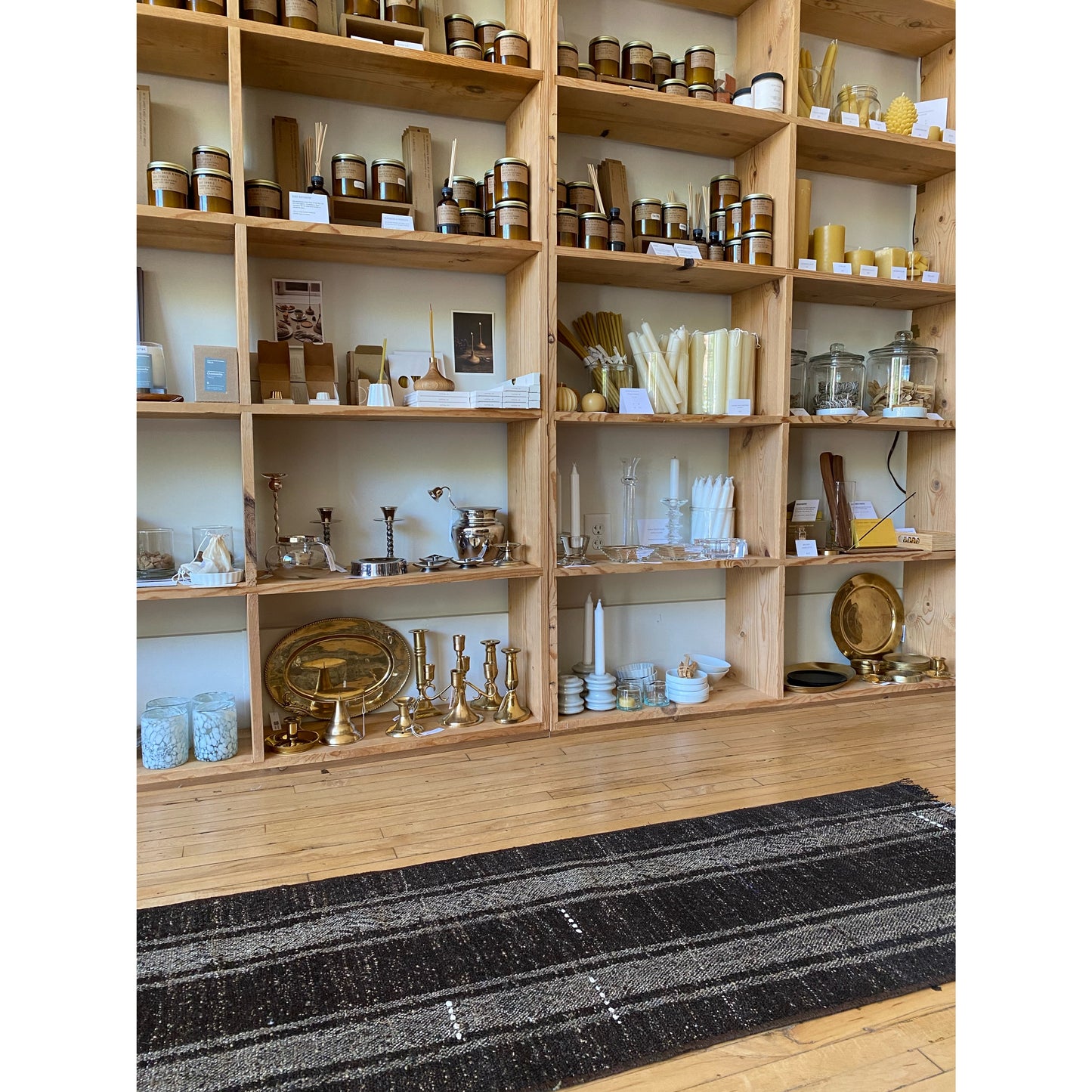 Hand-knotted Turkish Runner Rug (1'8" x 4'9")