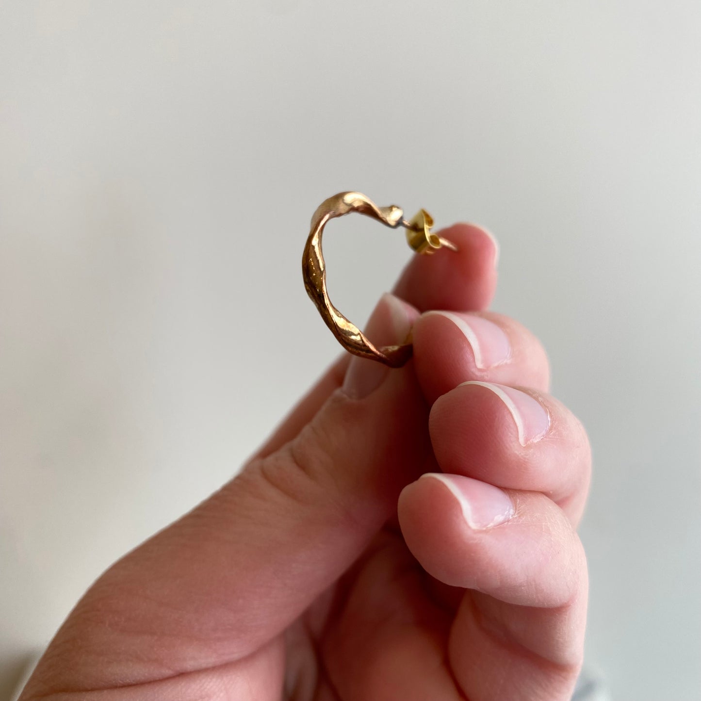 Vintage Twisty Gold Hoop Earrings