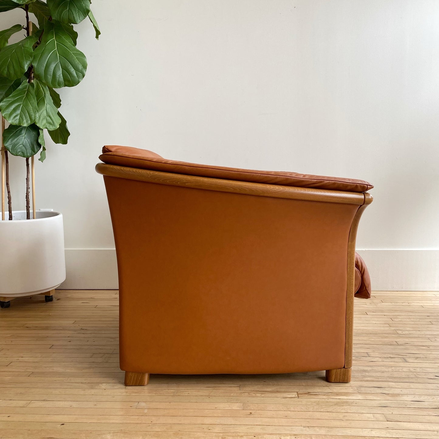 Ekornes Stressless "Manhattan" Armchair