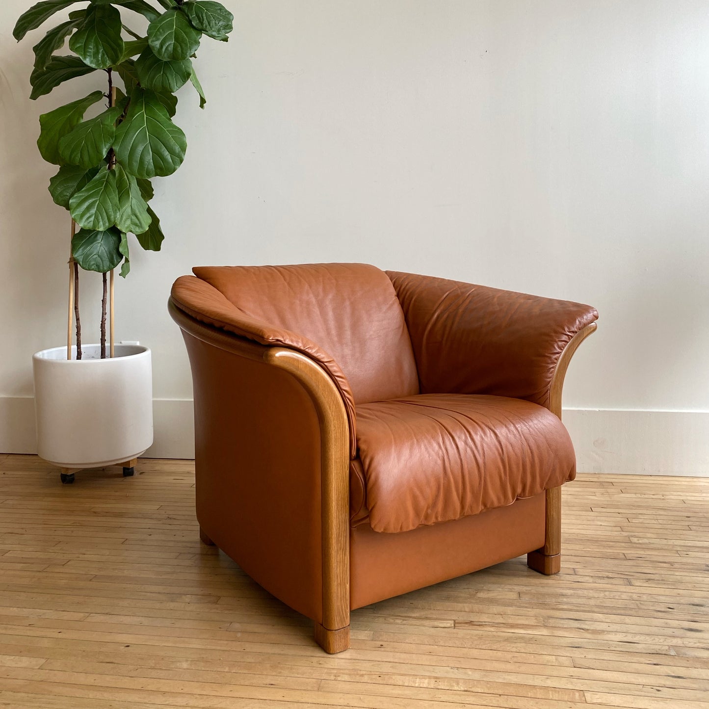 Ekornes Stressless "Manhattan" Armchair