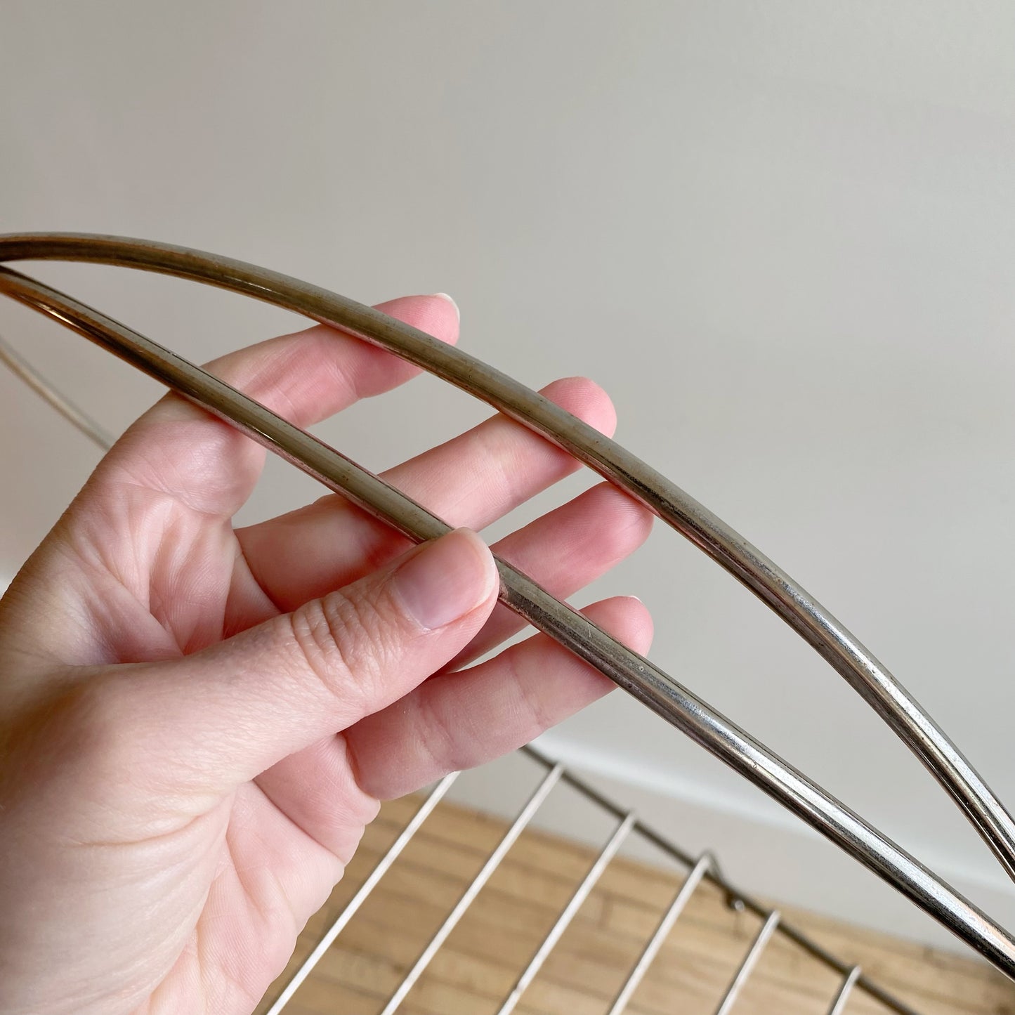 Vintage Metal "Hoop" Magazine Holder