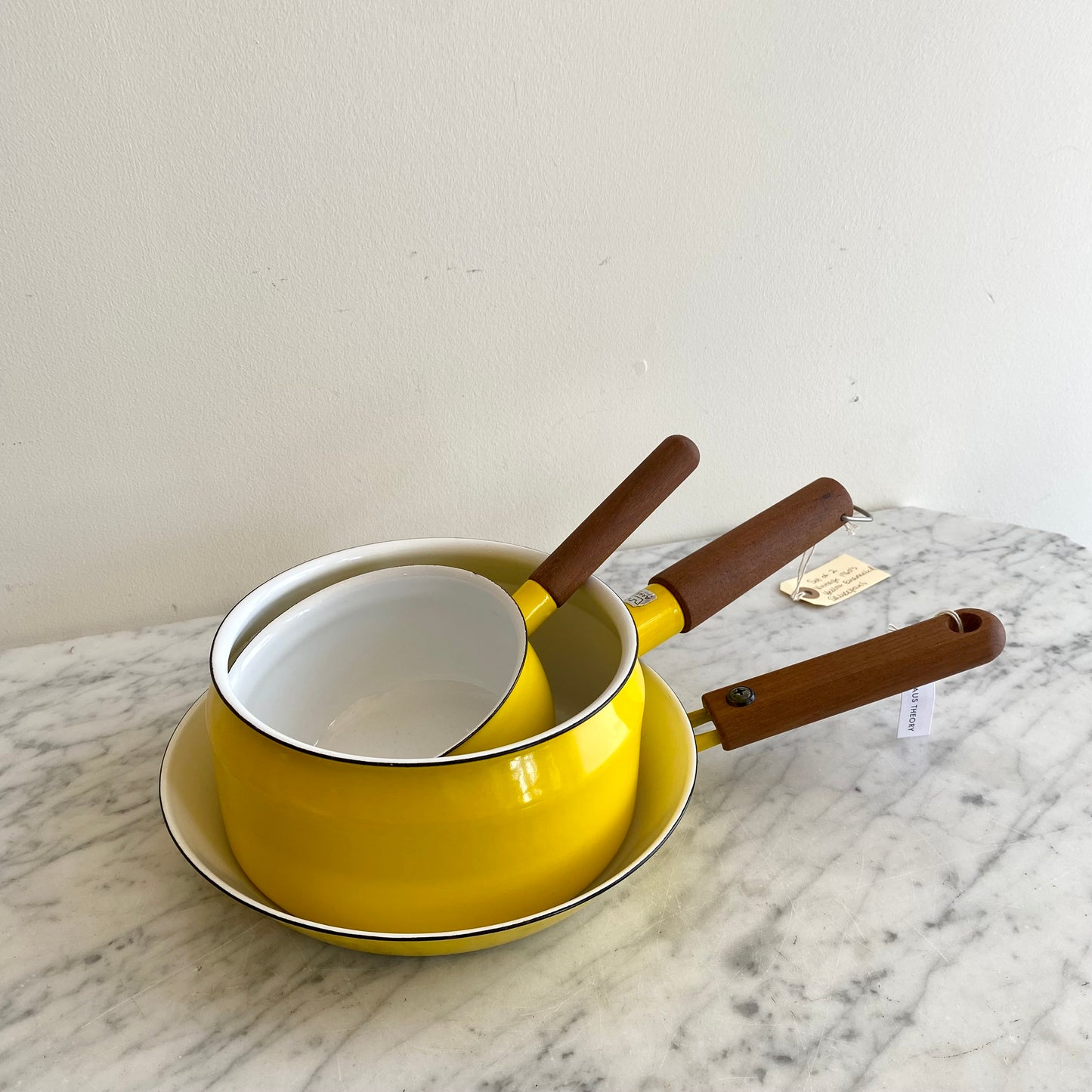 Set : Vintage MCM Yellow + White Enamel Saucepans by Arabia Finland