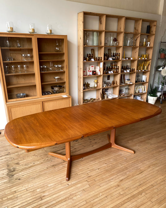 PENDING: Vintage Expandable Teak Dining Table by Benny Lindén Design