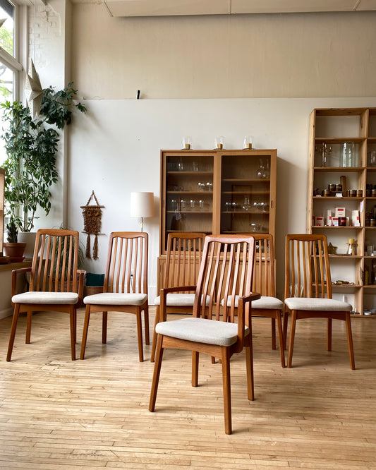 PENDING: S/6 Vintage Teak Dining Chairs by Benny Lindén Design