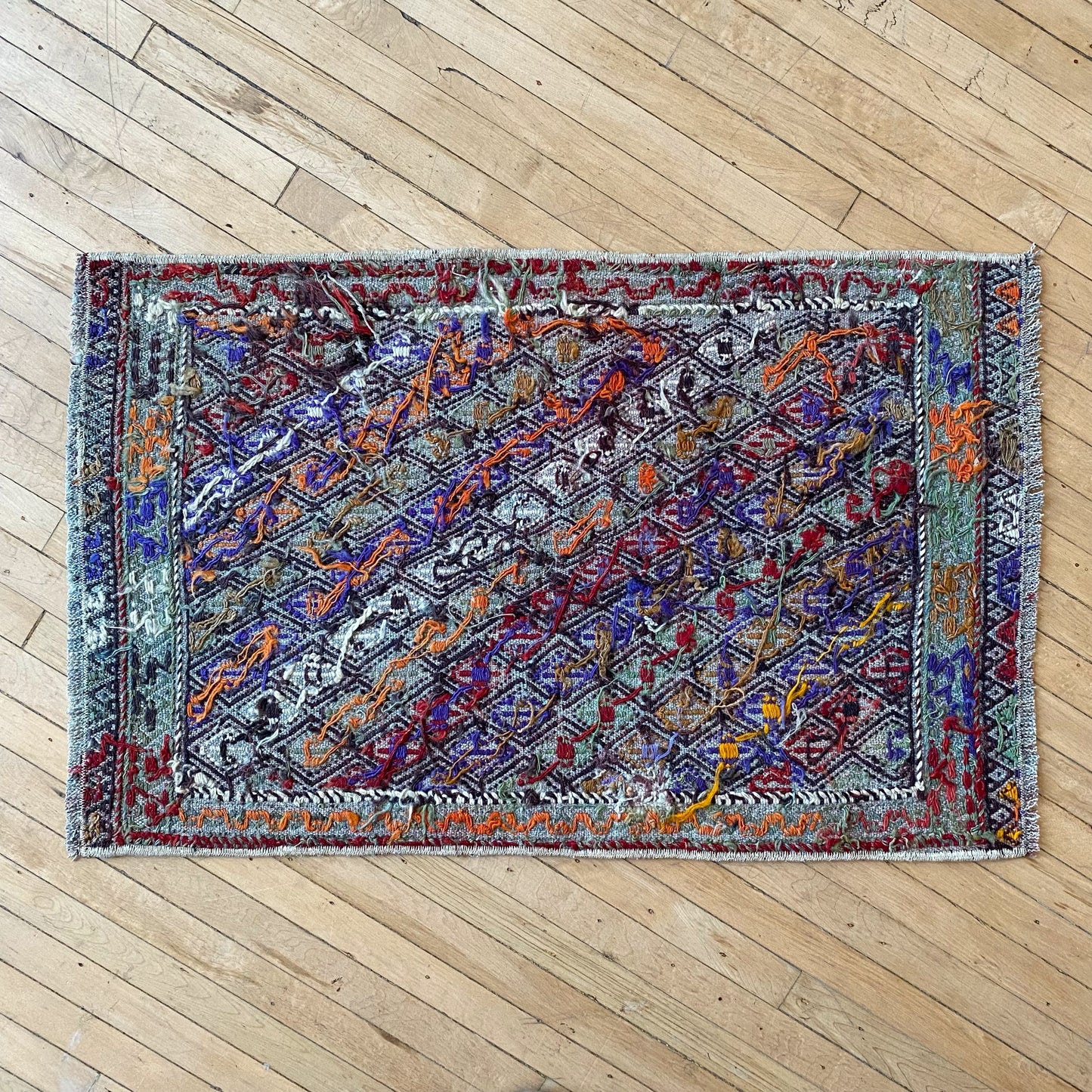 Vintage Hand-Woven Turkish Mini Rug (1'8" x 2'8")