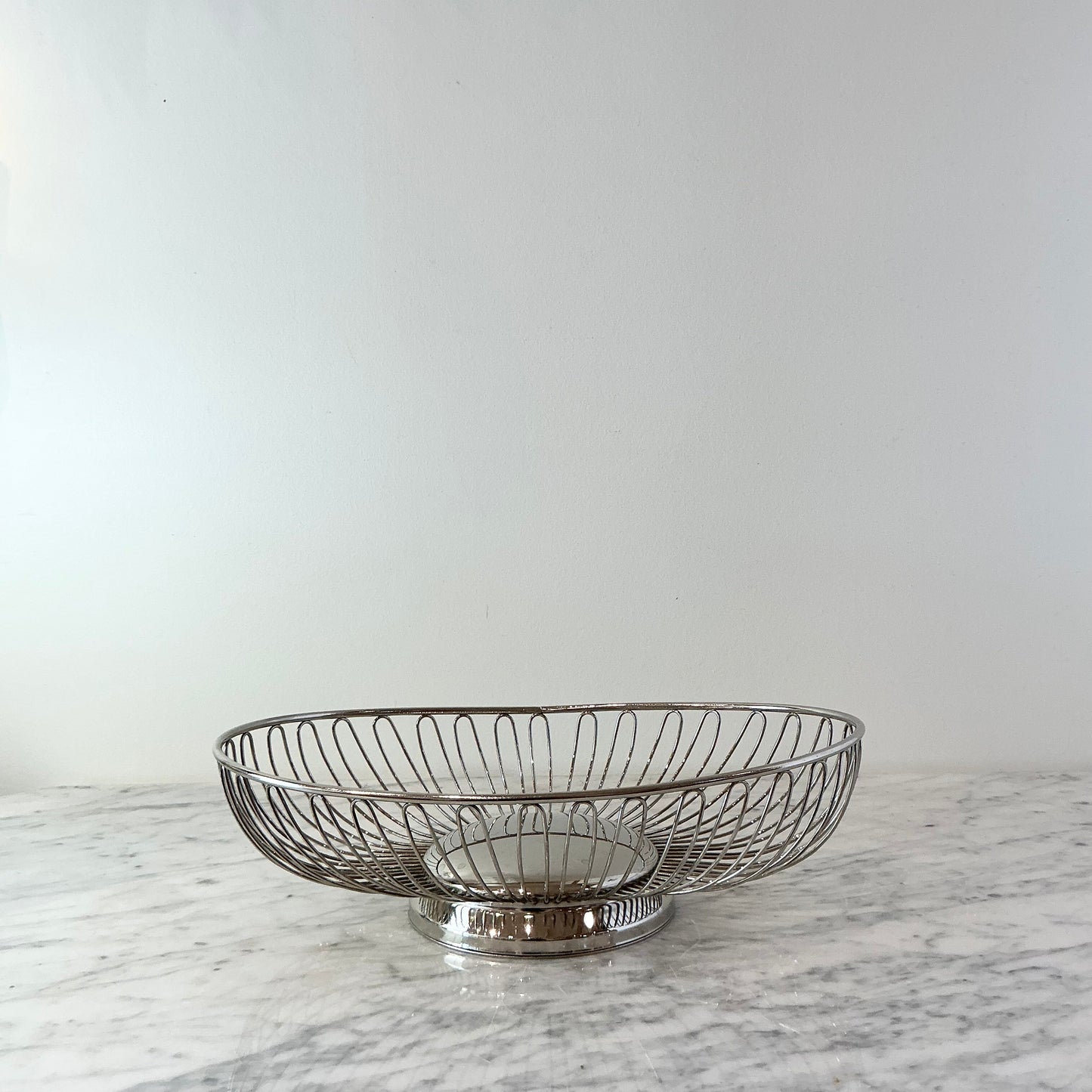Vintage MCM Oval Wire Basket