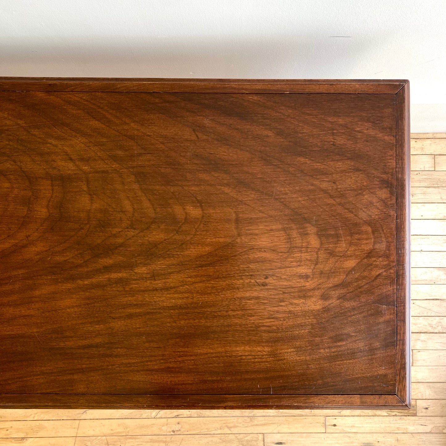 Vintage Solid Wood Flip-top Bench