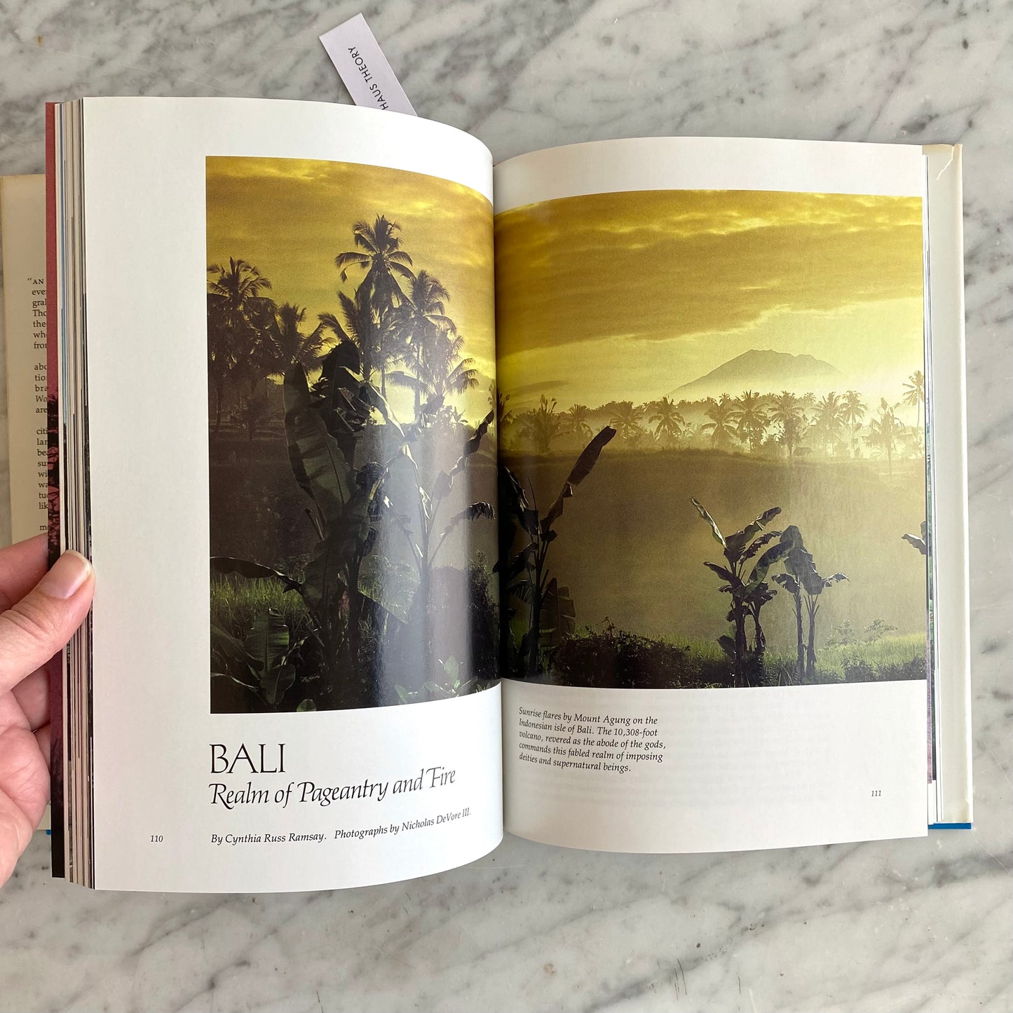 Book: Majestic Island Worlds