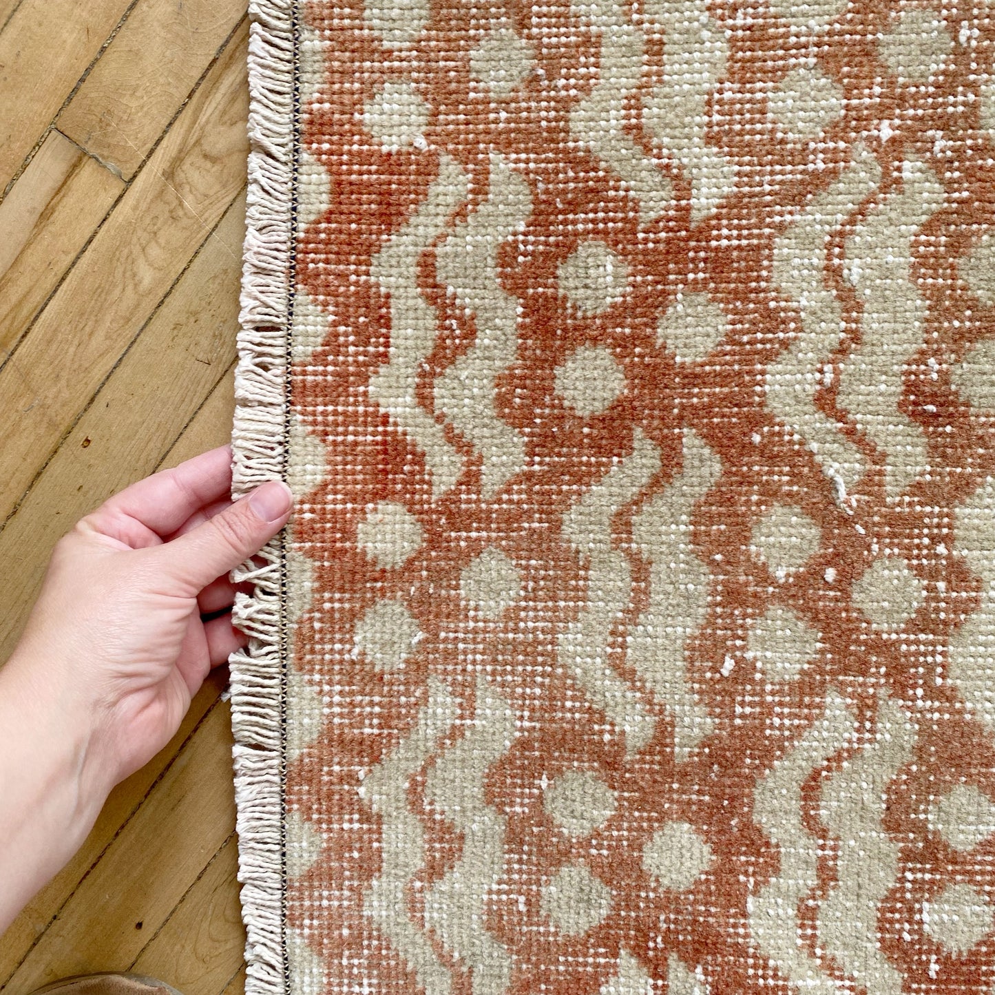 "INES" Vintage Hand-knotted Rug (5’11” x 9’2”)