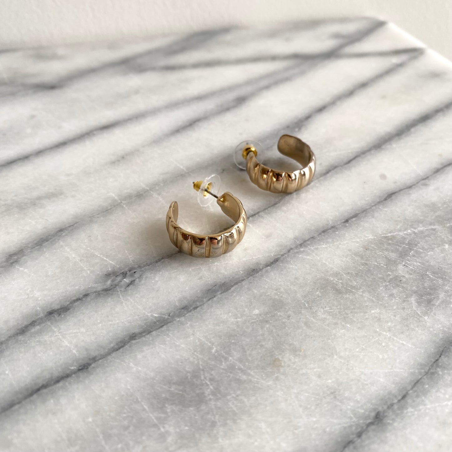 Vintage Textured Gold Hoop Earrings