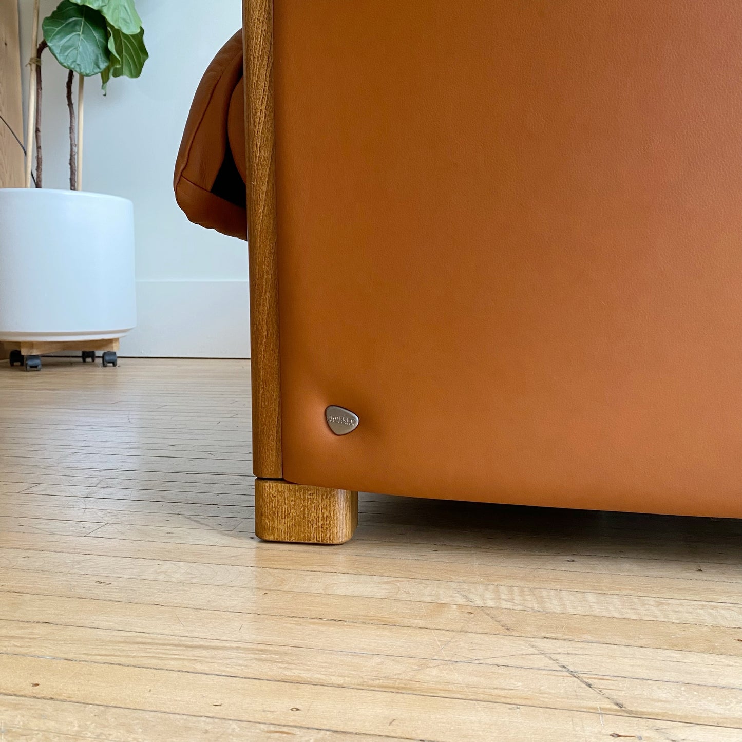 Ekornes Stressless "Manhattan" Loveseat