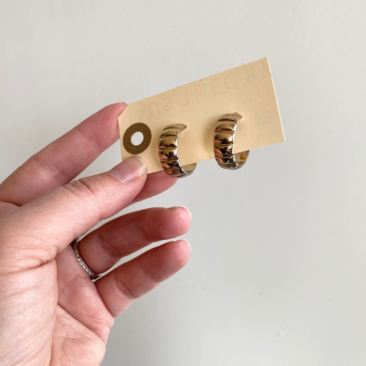 Vintage Textured Gold Hoop Earrings