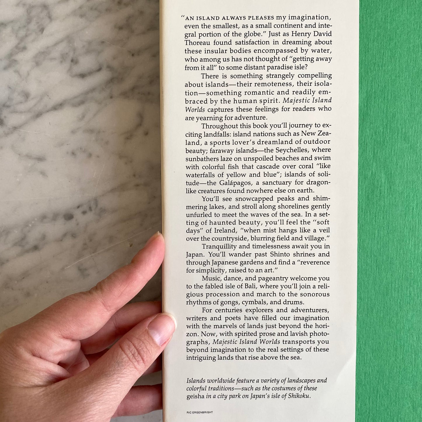 Book: Majestic Island Worlds