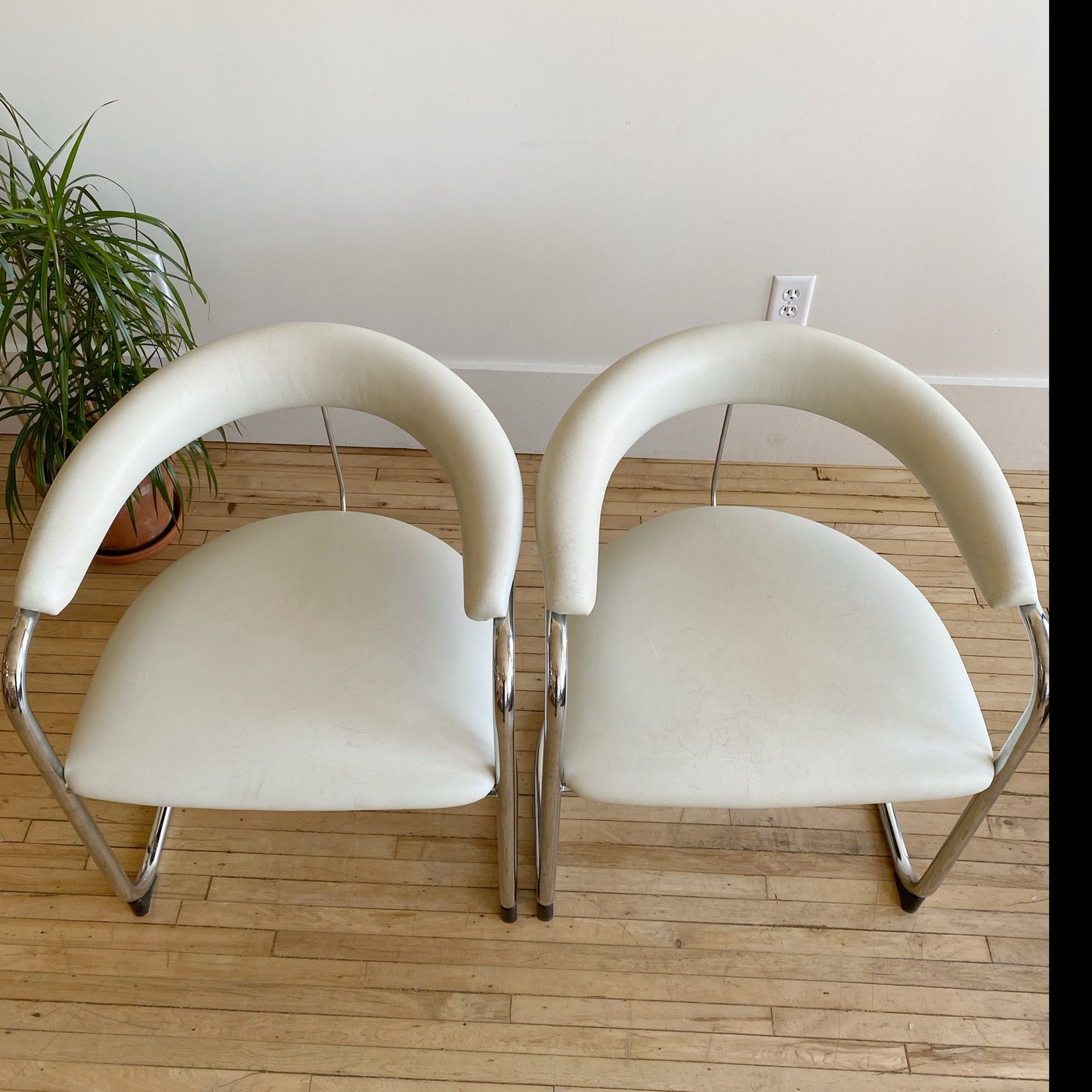 Vintage Mod Leather & Chrome Chair by Thonet