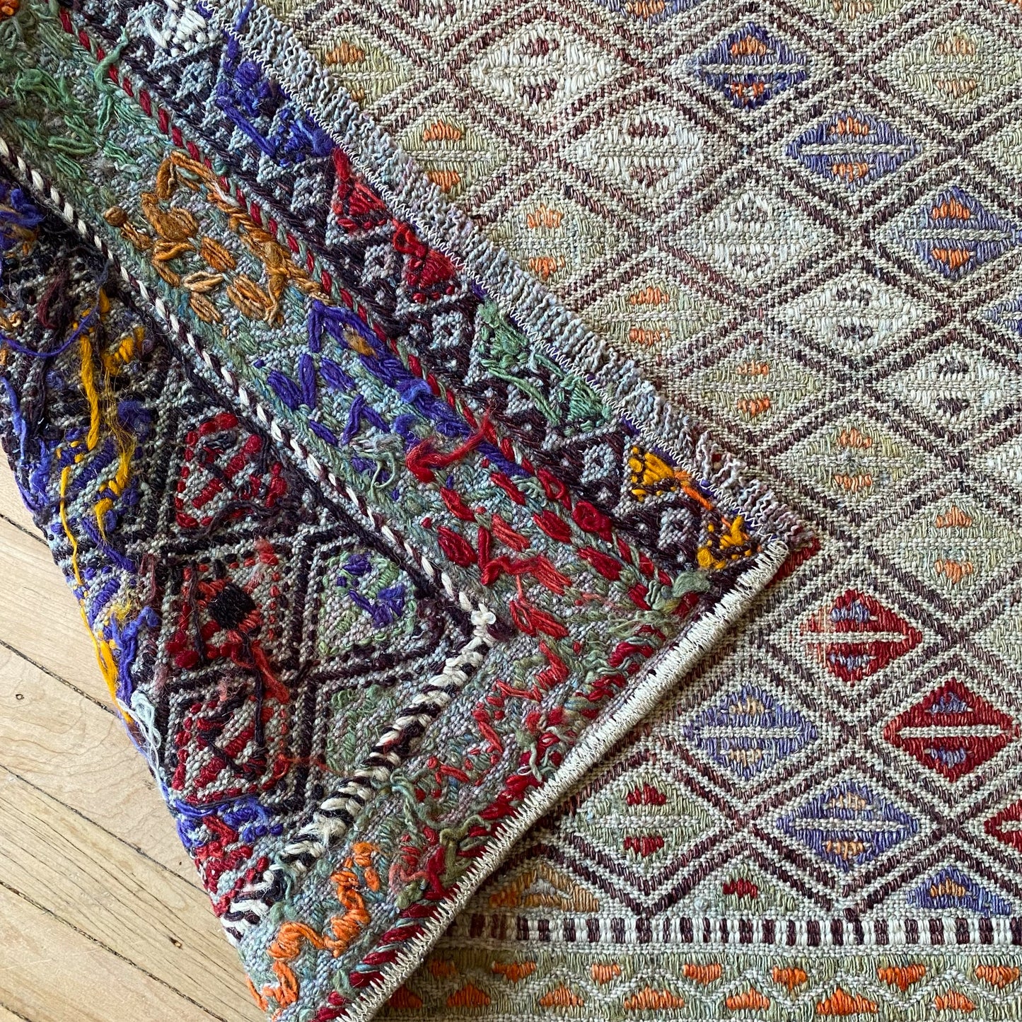 Vintage Hand-Woven Turkish Mini Rug (1'8" x 2'8")