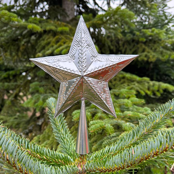 20% OFF: Embossed Tin Star Tree Topper