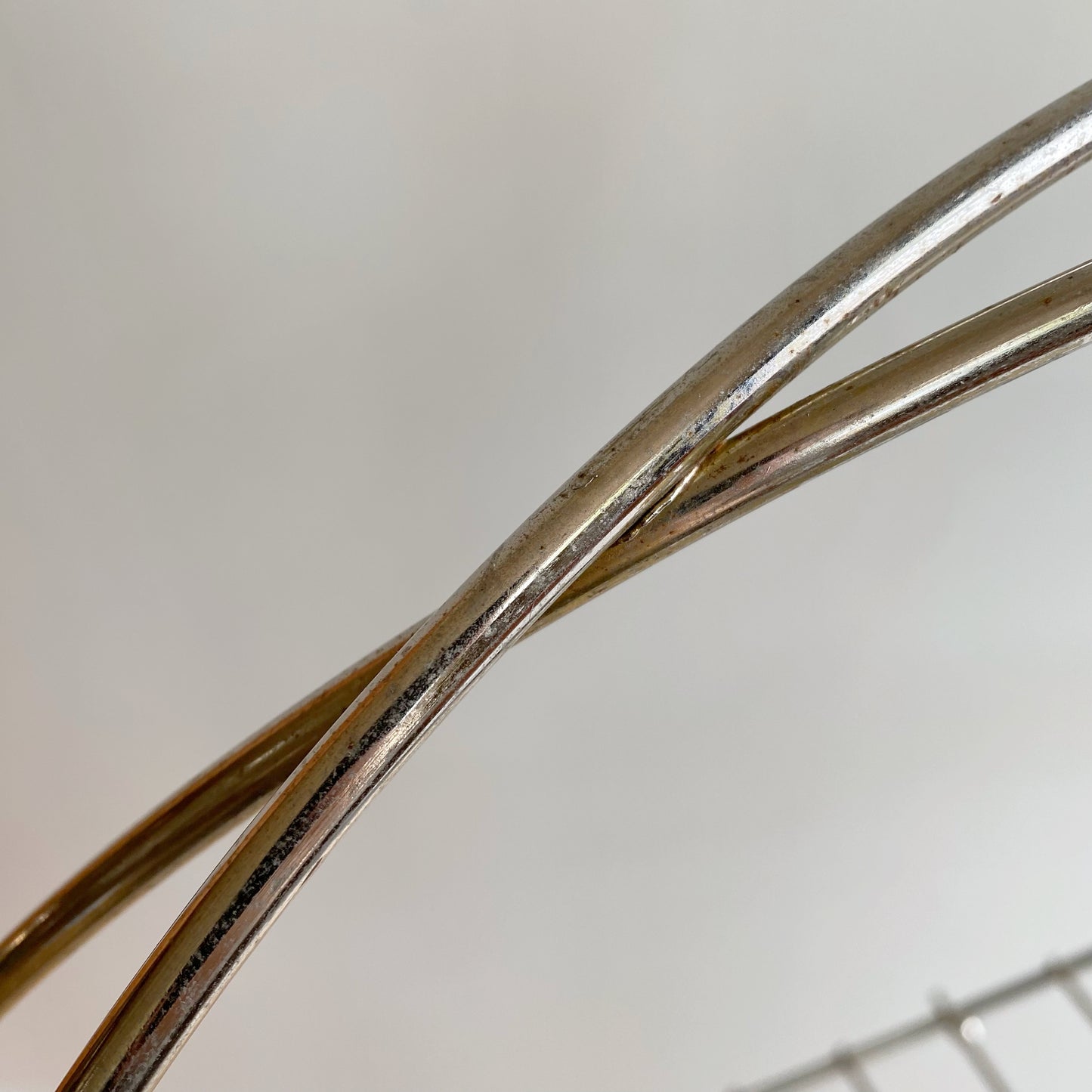 Vintage Metal "Hoop" Magazine Holder