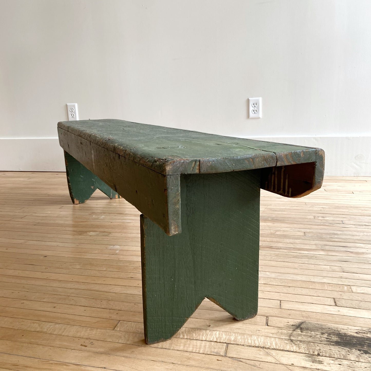 Vintage Primitive Green Bench, 5'
