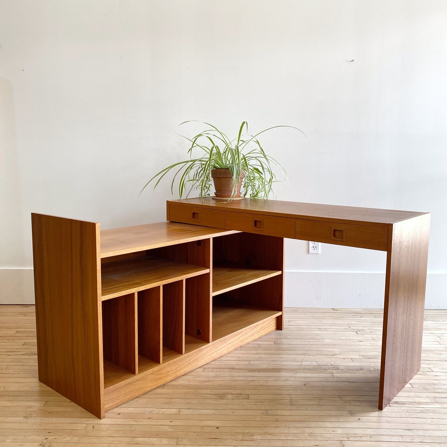 Vintage Expandable Teak Media Credenza