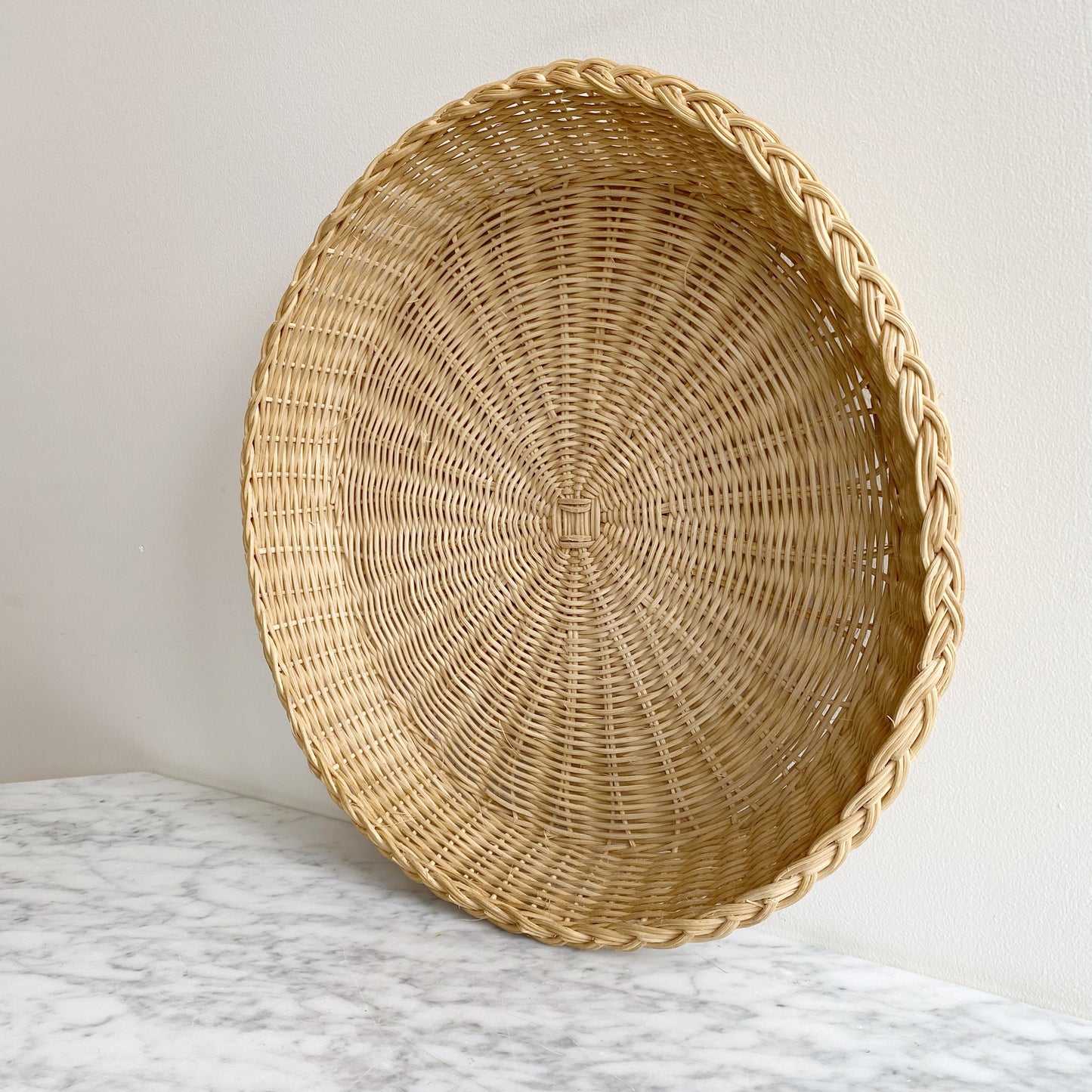 Vintage Light Wicker Tray, 14"