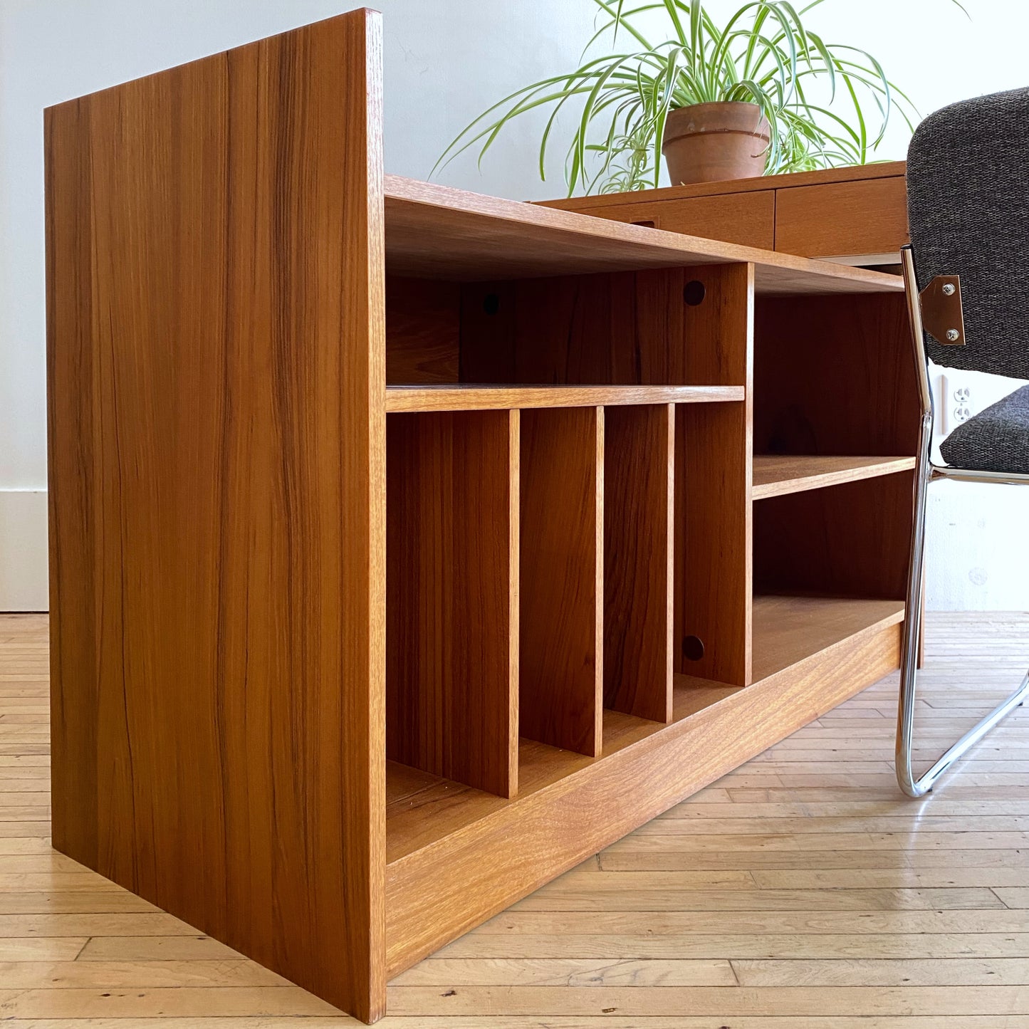 Vintage Expandable Teak Media Credenza