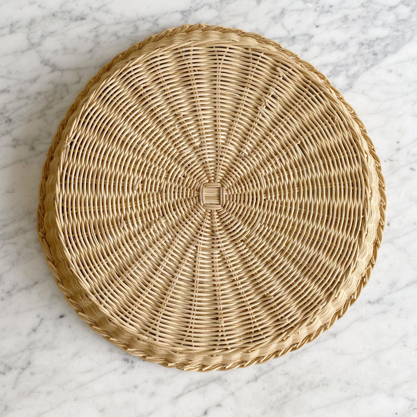 Vintage Light Wicker Tray, 14"