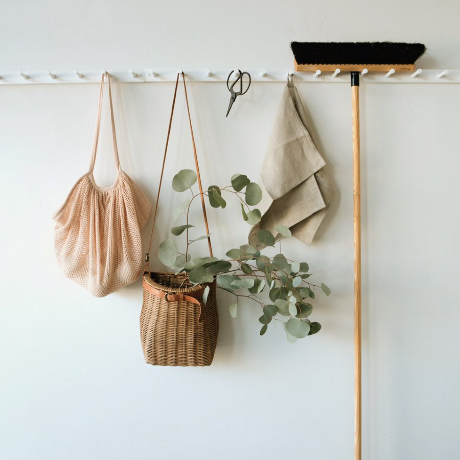 Wicker Foraging Basket / Hanging Basket