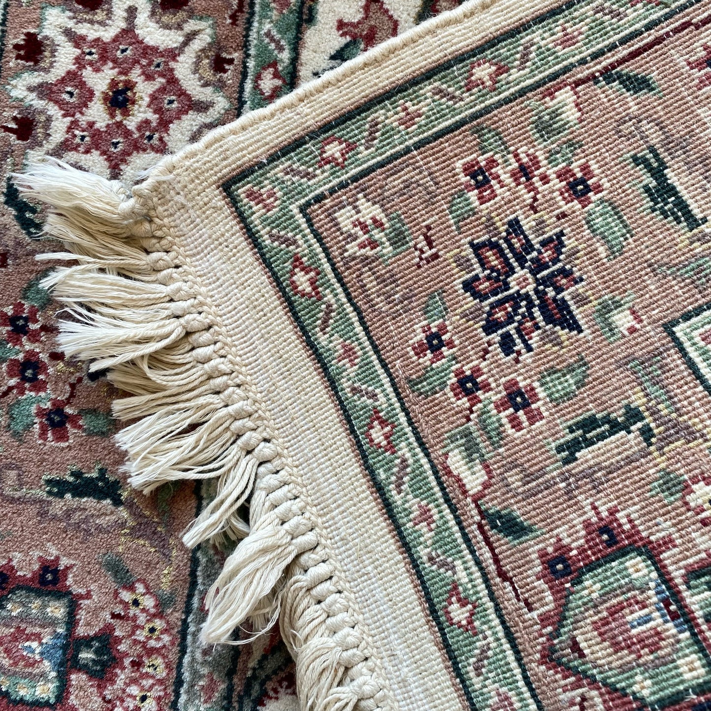 BAILEY Vintage Hand-knotted Rug (2'7" x 4'5")