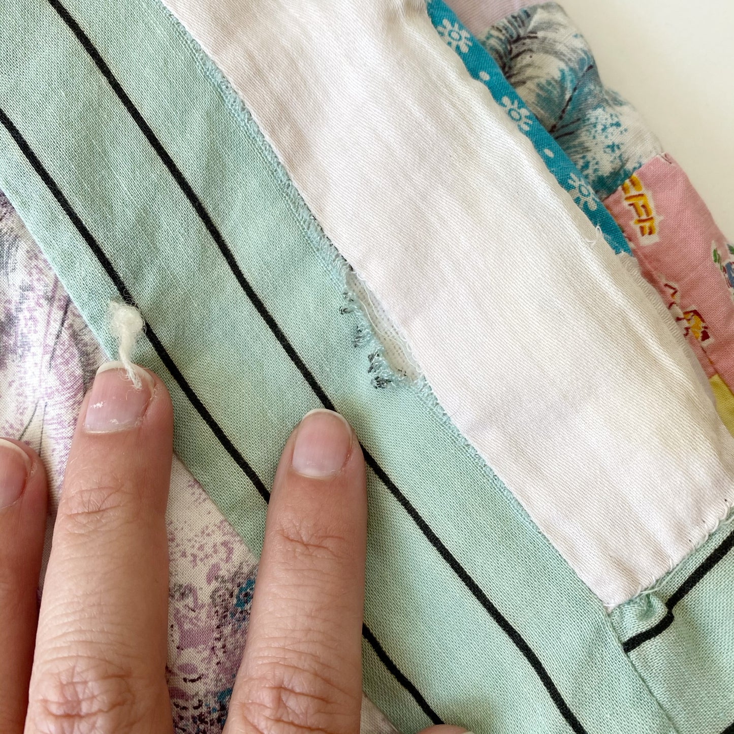 Vintage Log Cabin Quilt (73" x 84")