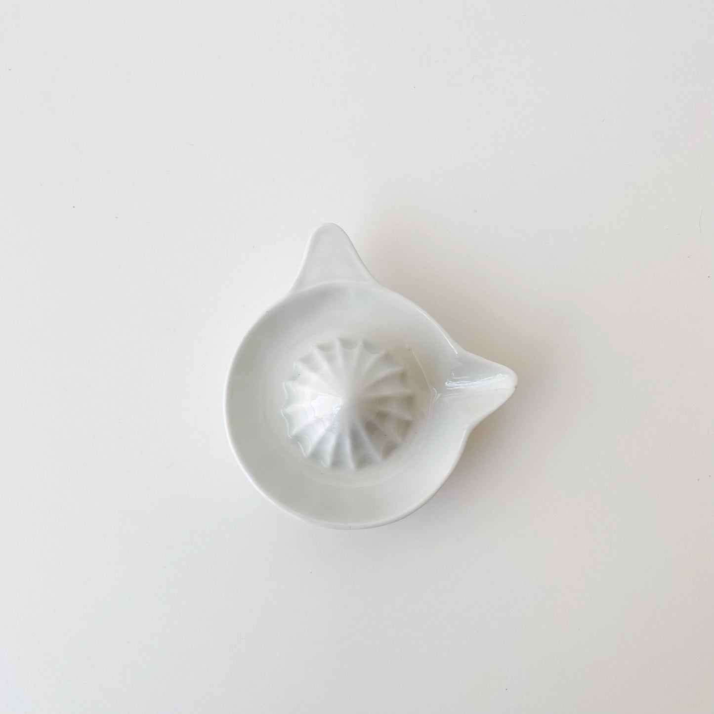 Vintage Porcelain Juicer / Citrus Reamer