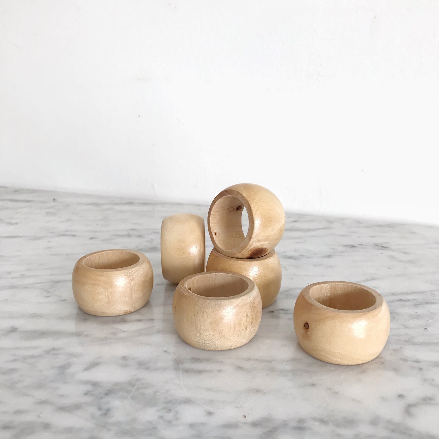 Set of 6 Vintage Wooden Napkin Rings