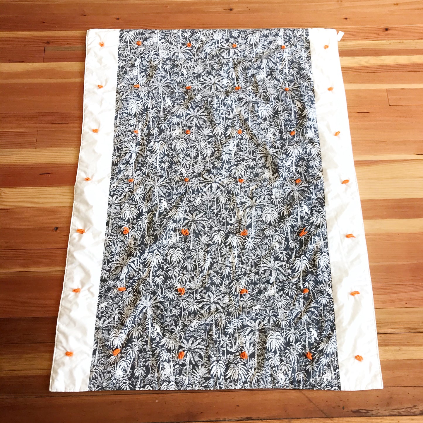 Vintage Jungle Quilt (56” x 41”)