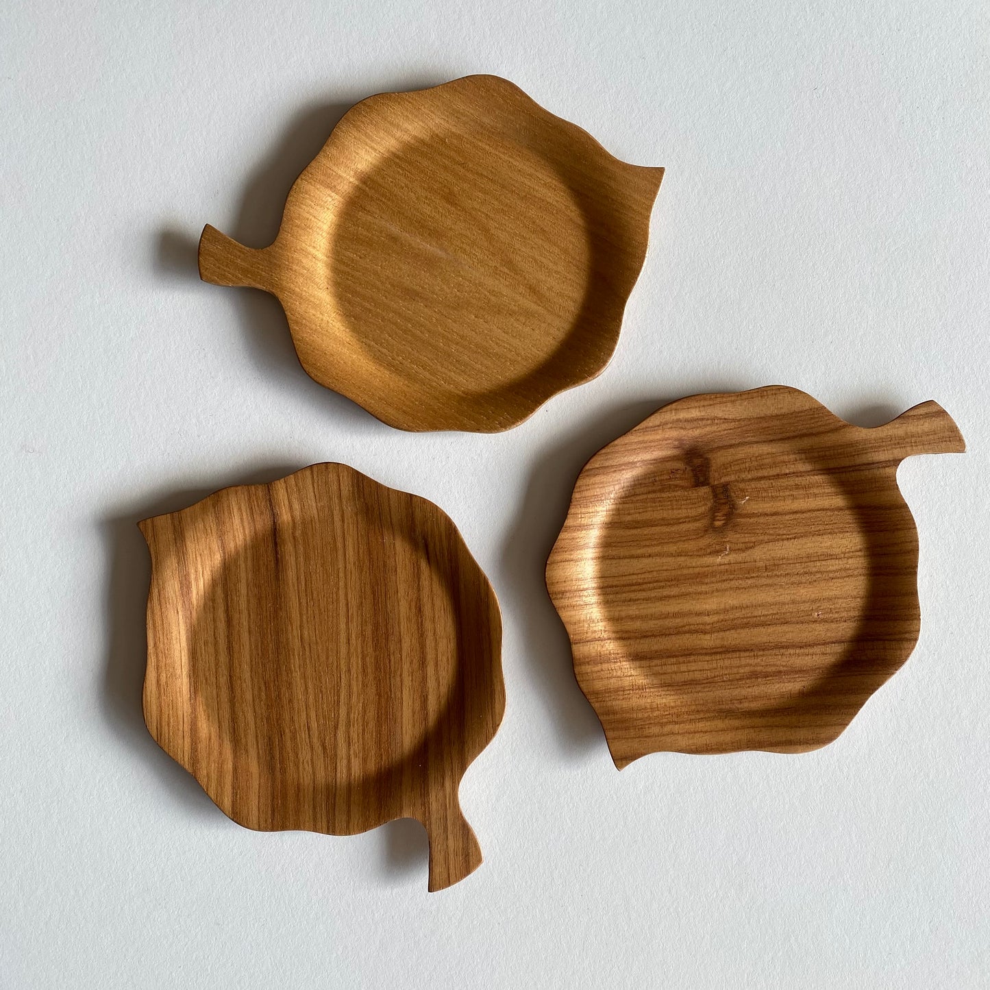 Vintage Pressed Wood Leaf Tray