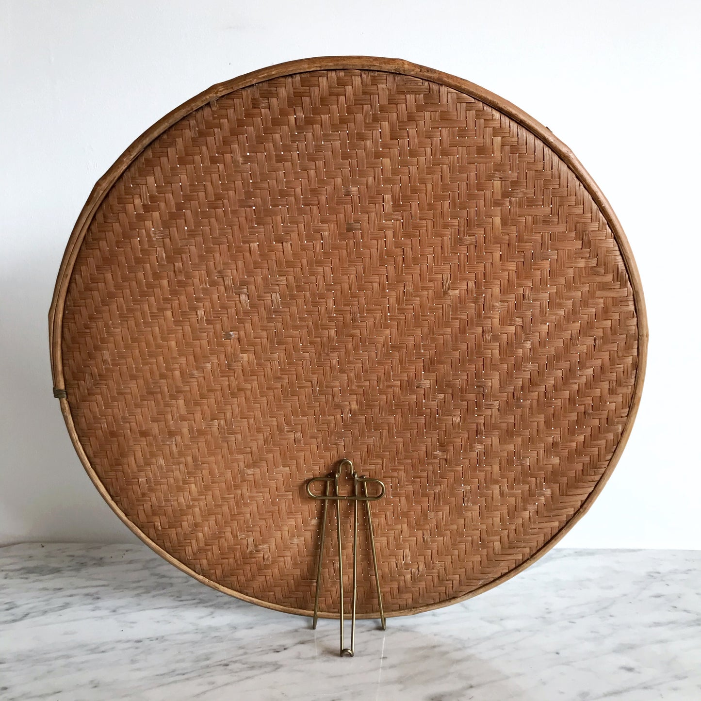 Vintage Round Woven Tray, 18"
